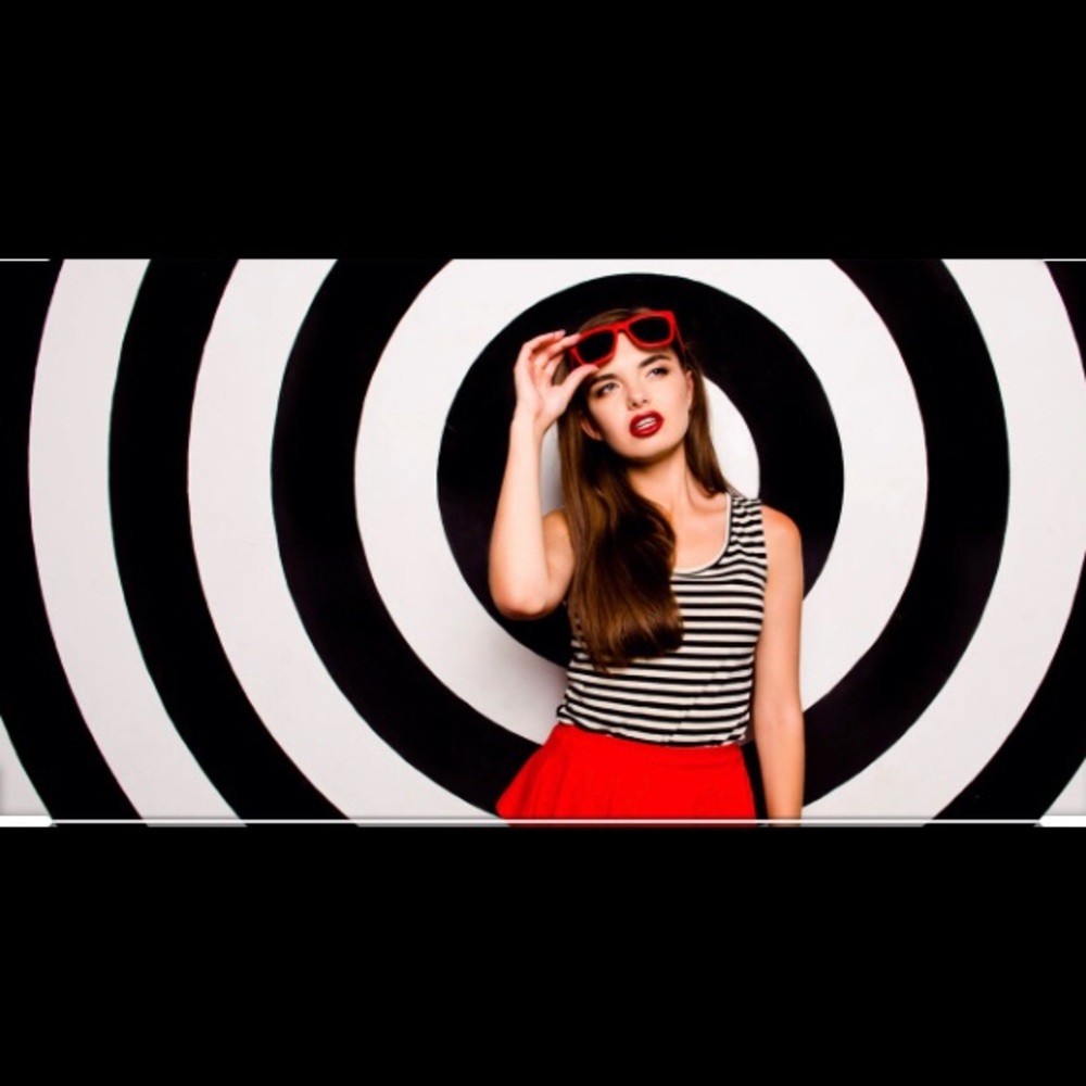 Meet your Posher, April